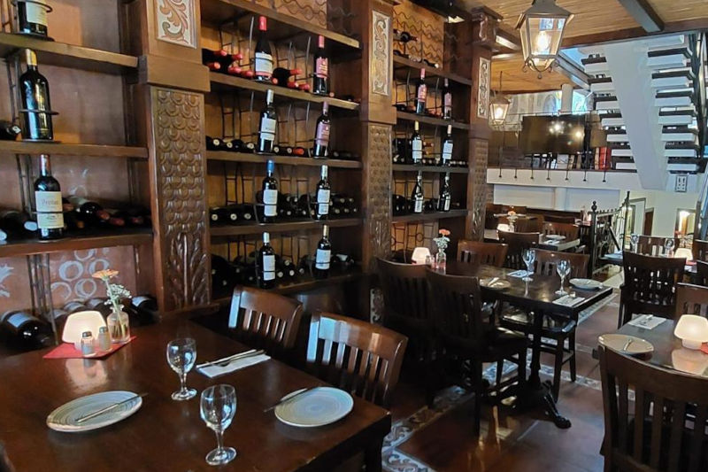 Picasso-Gastraum-Bar-800 Restaurant Picasso - Gastraum - Bar